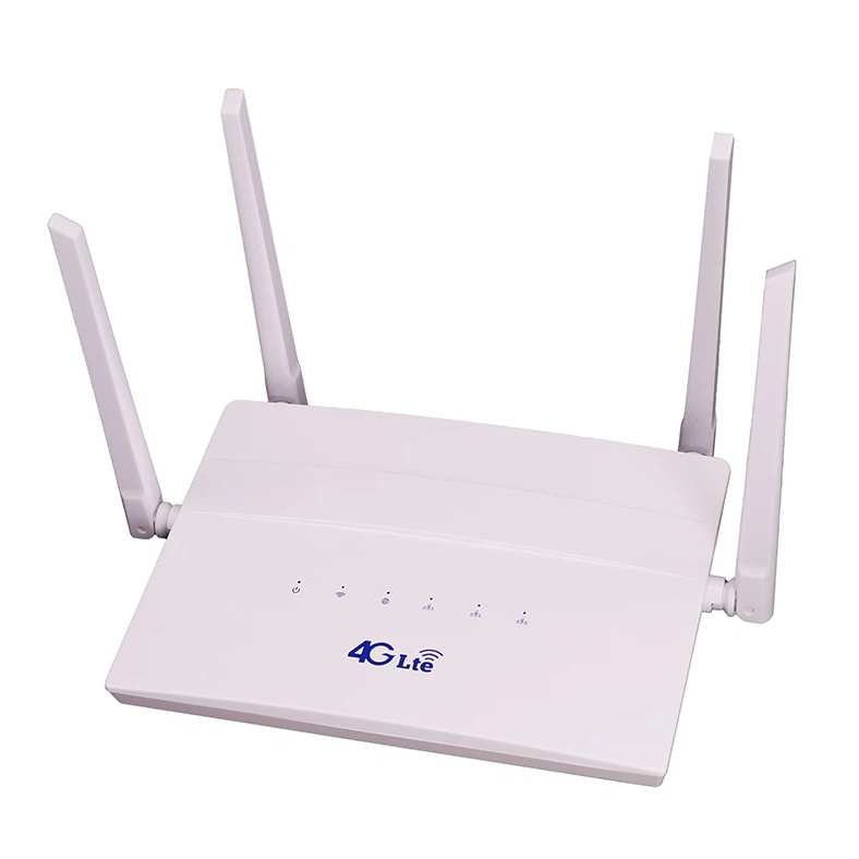 XM 322 maršrutizatoriaus pakuotė su priedais: adapteriu ir laidu