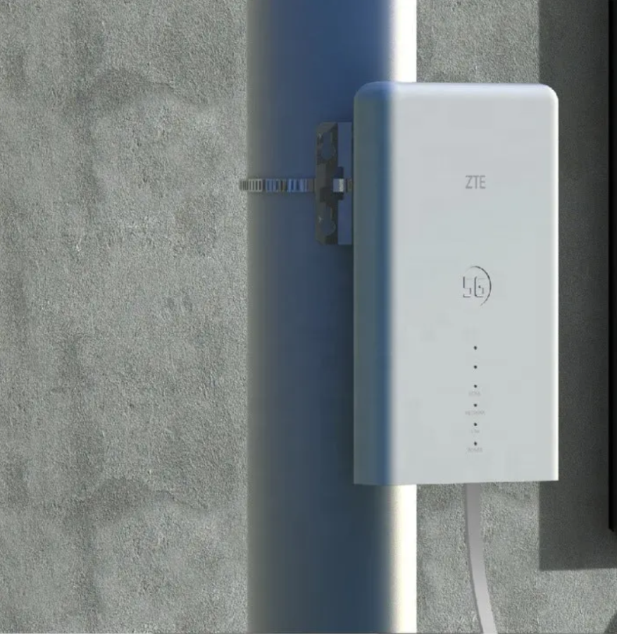 ZTE MC889A modemo dėžutė su laidais ir tvirtinimo elementais