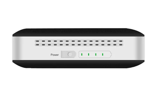 XM42 modemo šoninės jungtys: USB išėjimas ir Type-C įkrovimo lizdas